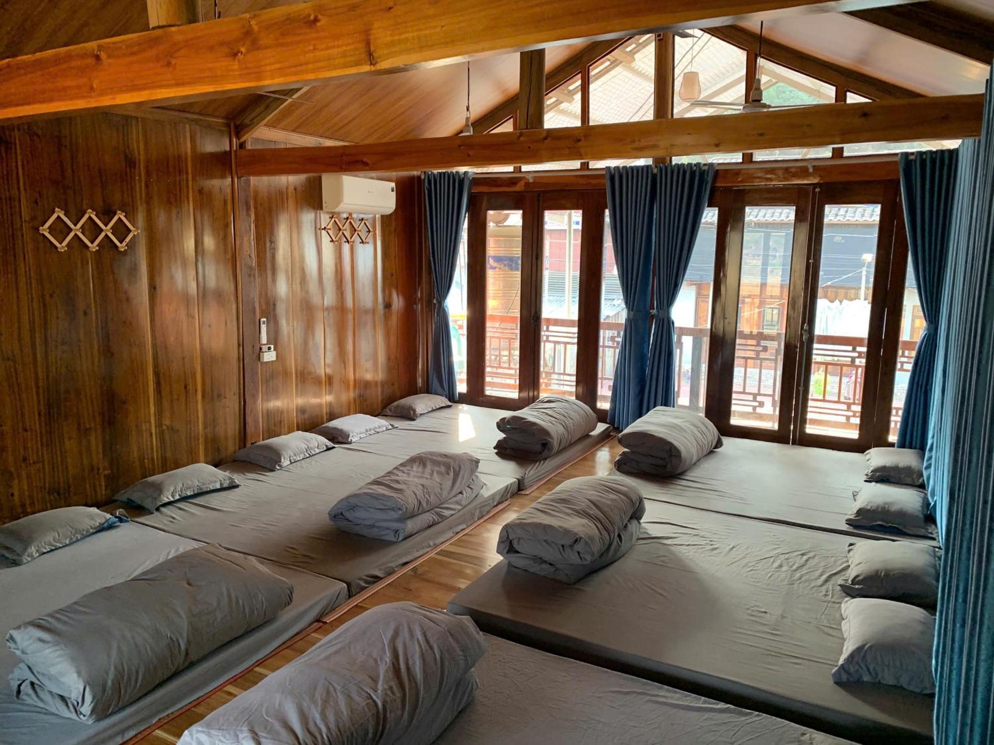 Cánh Dòng Vàng Homestay Huu Lung